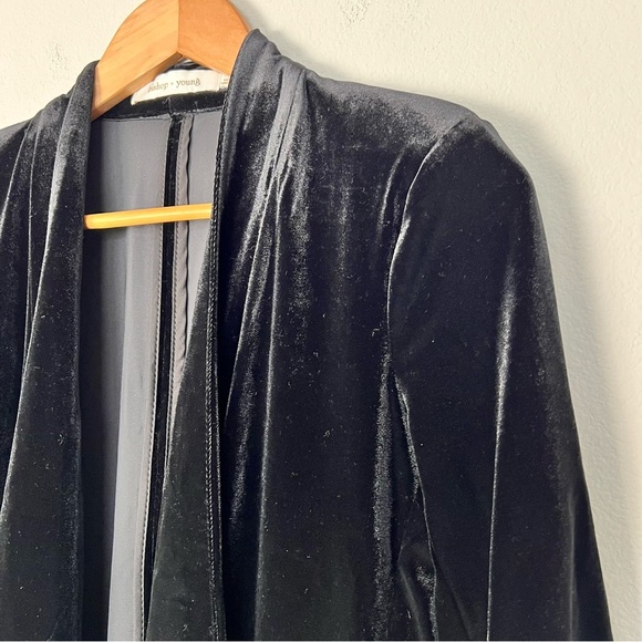 Bishop + Young Icon Blazer Black Velvet Ruched Sleeves Whimsigoth Dark Fem Small - Picture 3 of 9